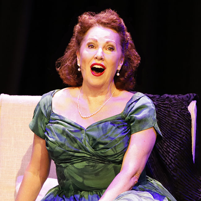 Cheryl Barker soprano as Dinah