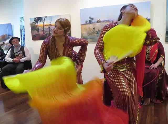 arabian-dancers-opt
